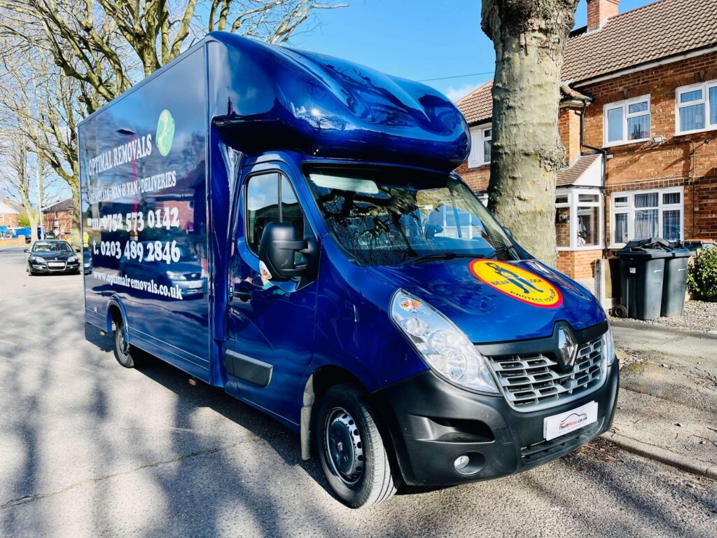 blue removals van fitted with bear lock from theft stop